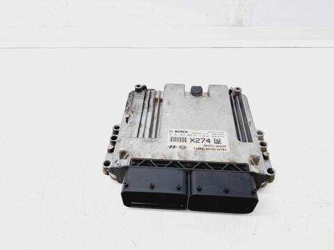 Foto 1ª: Centralita Motor ECU Kia Carens BASIC 116CV 85KW [D4FD] (2017)
