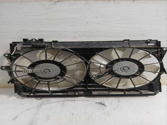 Foto 1ª: Electroventilador Toyota Corolla 2.2 D-4D AUR10_) 177CV 130KW [2AD-FHV] (2007)