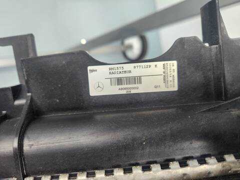 Foto 2ª: Radiador Motor Mercedes Sprinter 310/313/316 CDI 906.631/633/635/637) 95CV 70KW CAJA CERRADA [651955] (2014)