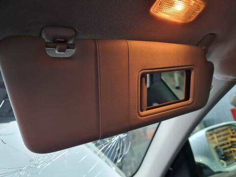 Foto 1ª: Parasol Derecho Audi Q5 3.0 TDI 239CV 176KW [CCWA] (2009)