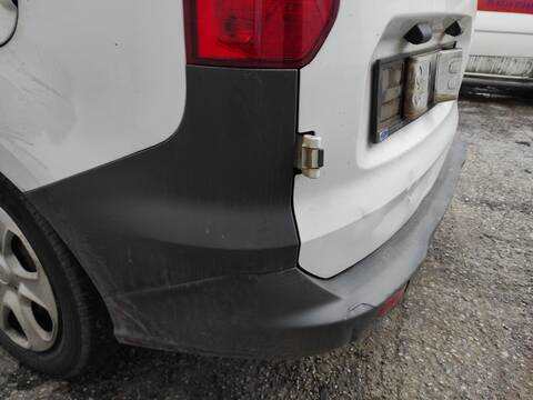 Foto 2ª: Paragolpes Trasero Ford Transit UGCB (2015)