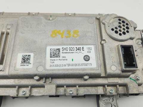 Foto 4ª: Cuadro de Instrumentos Volkswagen Crafter 2.0 TDI 140CV 103KW FURGONETA [DNAE] (2025)