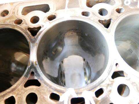 Bloque Motor Ford Transit 130 CV 96KW