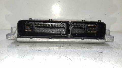 Foto 2ª: Centralita Motor ECU Volkswagen Passat COMFORTLINE BERLINA 115CV 85KW [AJM] (1999)