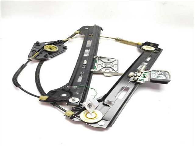 Foto 2ª: Elevalunas Manual Trasero Derecho Volkswagen Passat 2.0 BLUETDI (2008)