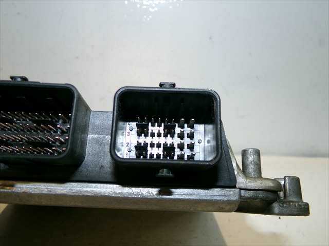 Foto 4ª: Centralita Motor ECU Peugeot 206 2.0 HDI [RHY] (2003)