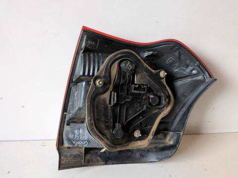 Foto 3ª: Piloto Trasero Derecho Toyota Corolla 3ZZFE (2004)