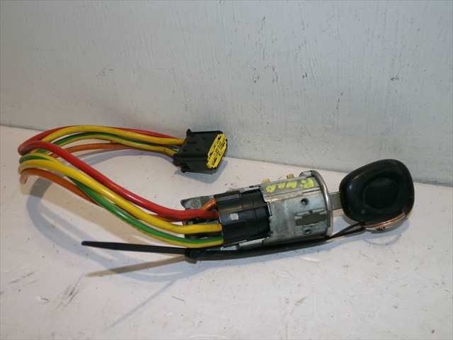 Foto 2ª: Antirrobo Renault Megane 1.4 G COUPE,1999-2002 [K4J] (1999)