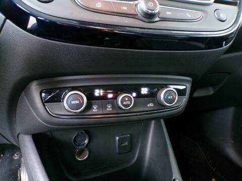 Mando Climatizador Opel Crossland HN05