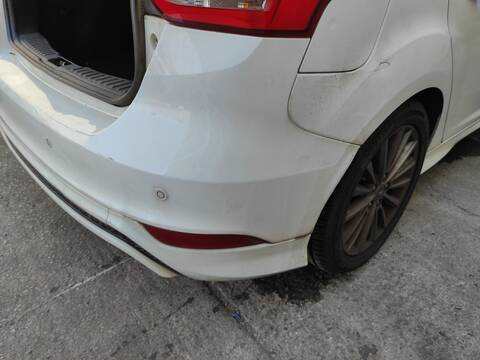 Foto 2ª: Paragolpes Trasero Ford Focus M1DD BERLINA (2018)
