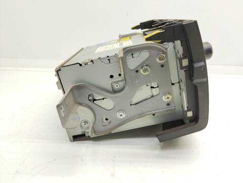 Foto 2ª: Sistema Audio Radio CD Toyota Rav4 EXECUTIVE 136CV 100KW [2AD] (2006)