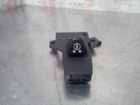 Foto 2ª: Mando Multifuncion Bmw Serie 5 518 530D BERLINA 218CV 160KW [306D2] (2005)