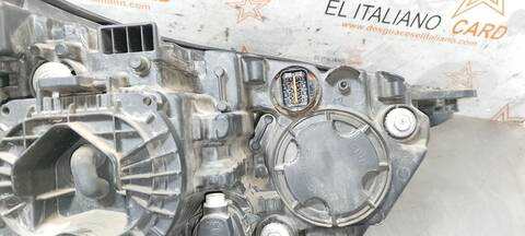 Foto 3ª: Faro Izquierdo Ssangyong Tivoli CRYSTAL 4X2 116CV 85KW [673910] (2015)