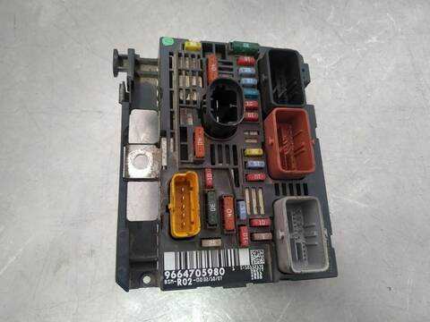 Caja Reles Fusibles Peugeot 407 VERSION INDEFINIDA