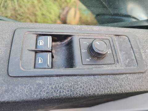 Botonera Elevalunas Volkswagen Transporter D T6 FURGON