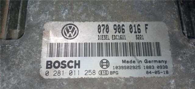Centralita Motor ECU Volkswagen Touareg 2.5 TDI R5 [2.5 LTR. - 128 KW TDI]