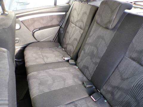 Foto 2ª: Asientos Traseros Dacia Sandero D4F F7 (2010)