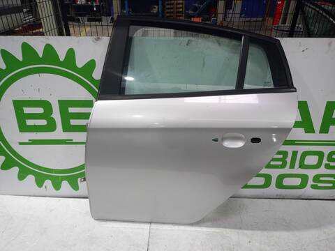 Puerta Trasera Izquierda Fiat Bravo 1.9 DYNAMIC MULTIJET 120CV 88KW