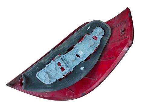 Piloto Trasero Izquierdo Mercedes Clase A 140 A 160 CDI 169.006 169.306) 82CV