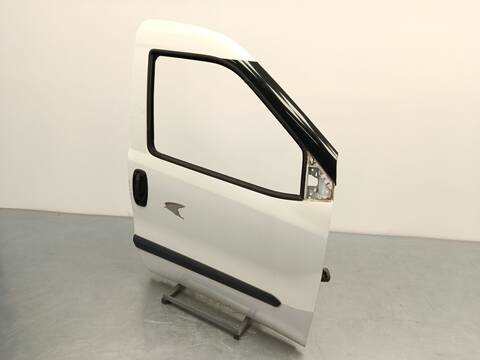Foto 3ª: Puerta Delantera Derecha Fiat Doblo 1.3 D MULTIJET 80CV 59KW [225A2000] (2017)