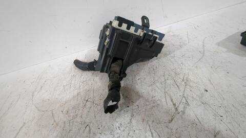 Foto 2ª: Caja Reles Fusibles Ford Ka 1.2 70CV [B2KA] (2014)