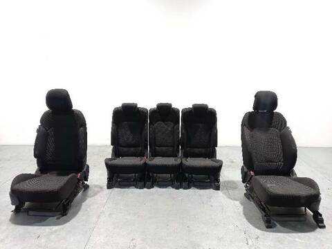 Asientos Traseros Kia Carens BASIC 135CV 99KW