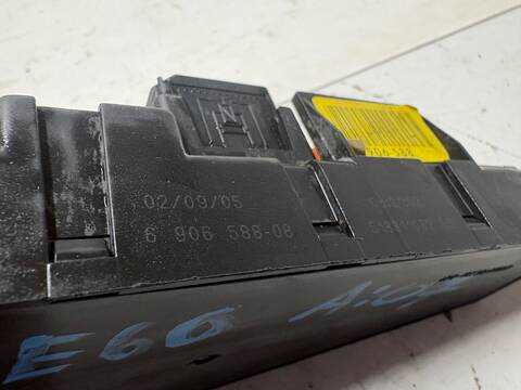 Foto 2ª: Caja Reles Fusibles Bmw Serie 5 518 M57T2 BERLINA (2008)