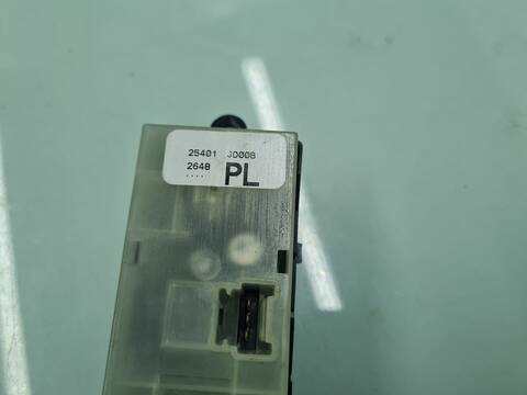 Foto 3ª: Botonera Elevalunas Nissan Qashqai GASOLINA (2009)