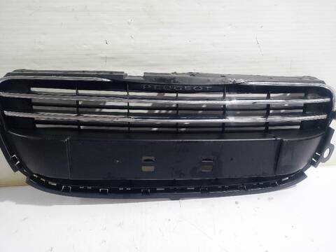 Rejilla Delantera Peugeot 508 ALLURE 163CV