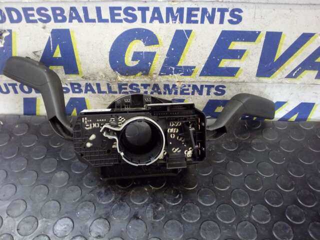 Foto 2ª: Mando Luces Volkswagen Transporter 1.900 TDI 102CV/75KW [T23/D6L] FURGON [BRS] (2008)