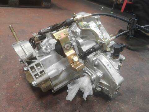Foto 3ª: Caja Cambios Fiat Punto 1.2 G 8V 60CV 44KW 188) BERLINA 188A5000 (2000)