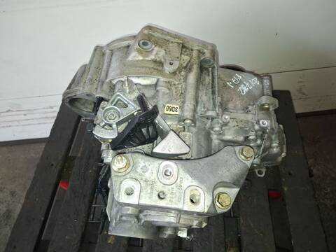 Foto 1ª: Caja Cambios Volkswagen Golf ADVANCE 2.0 TDI 140CV (2003)