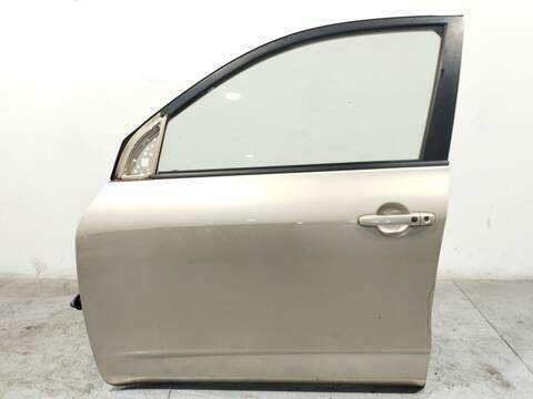 Puerta Delantera Izquierda Toyota Rav4 2.2 D 4WD ALA30) 133CV 98KW