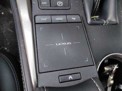 Mando Multifuncion Lexus NX 2ARFXE