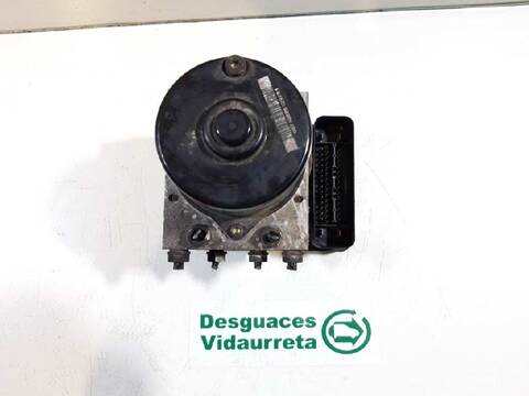 Foto 3ª: Abs Volkswagen Golf SPORTLINE BERLINA 140CV 103KW [BKD] (2003)