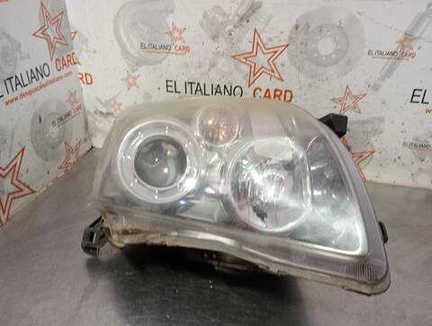 Foto 4ª: Faro Derecho Toyota Avensis 1.8 SOL 129CV 95KW [1ZZFE] (2007)