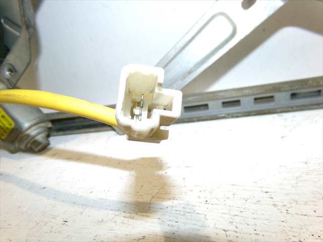 Foto 4ª: Elevalunas Eléctrico Delantero Izquierdo Hyundai Matrix 1.5 CRDI 2001-2008 [D3EA] (2002)