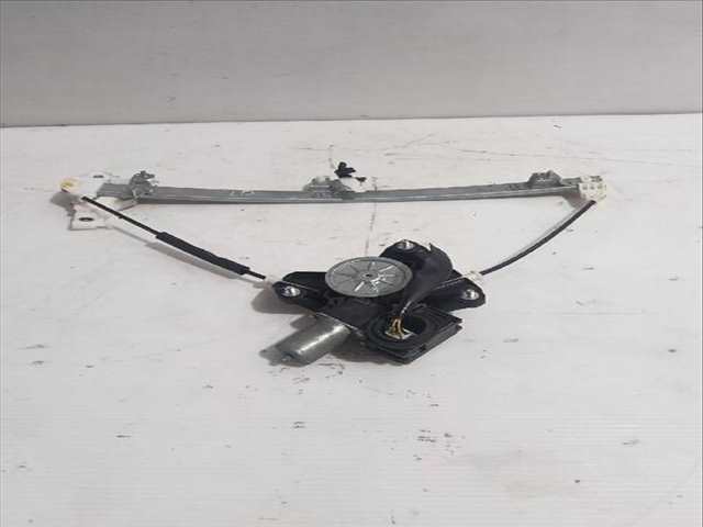 Foto 2ª: Elevalunas Manual Trasero Derecho Toyota Yaris 1.5 HYBRID MXPH11) 92CV [M15A-FXE] (2020)