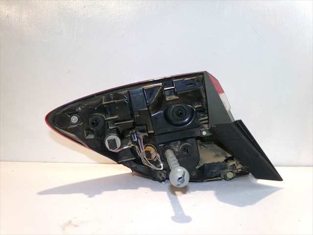 Foto 3ª: Piloto Trasero Derecho Renault Captur 1.0 G 2019-2024 [H4DF4] (2024)