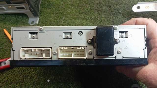 Foto 3ª: Sistema Audio Radio CD Toyota Land Cruiser 3.0 D KDJ120 GX [1KD-FTV] (2003)