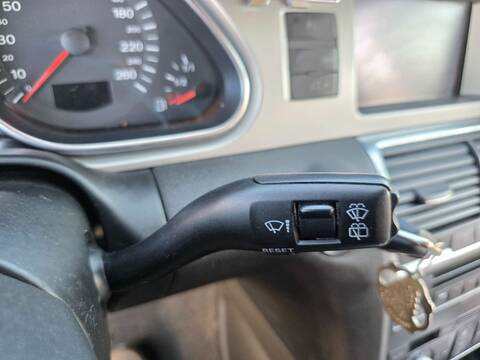 Foto 2ª: Mando Luces Audi Q7 3.0 TDI 232CV 171KW (2007)