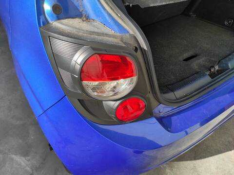 Piloto Trasero Izquierdo Chevrolet Aveo A14XER HATCHBACK