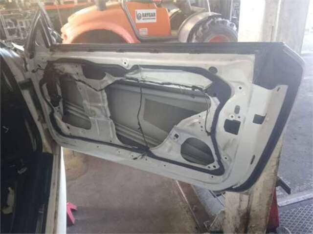 Foto 2ª: Puerta Delantera Derecha Bmw Serie 1 114 2.0 120D [2.0 LTR. - 130 KW TURBODIESEL CAT] [N47 D20 C]