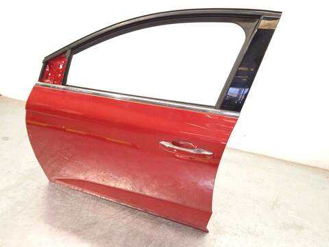 Foto 3ª: Puerta Delantera Izquierda Renault Megane 1.2 TCE 130 B9MR) HATCHBACK 130CV 97KW IV HATCHBACK B9A/M/N_) [H5F408] (2018)