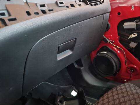 Guantera Opel Astra SELECTIVE 110CV 81KW