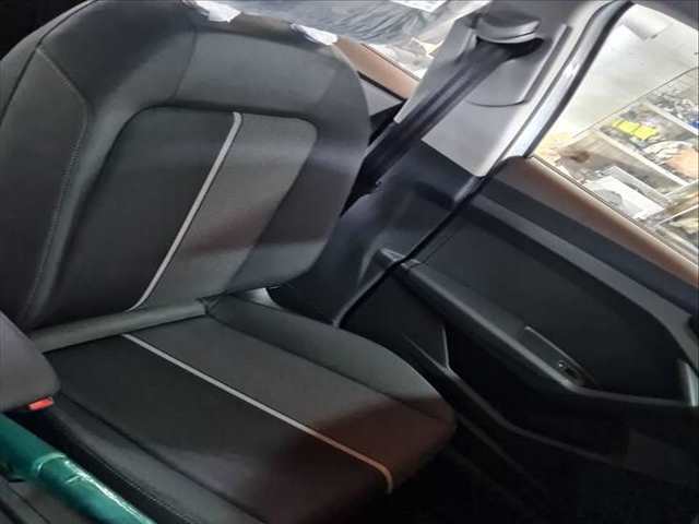 Asientos Traseros Audi A1 25 TFSI 95CV 70KW