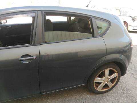 Puerta Trasera Izquierda Seat Leon BKD