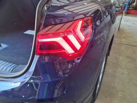 Foto 3ª: Piloto Trasero Derecho Audi Q3 35 TDI BASICO 149CV 110KW [DTSA] (2021)