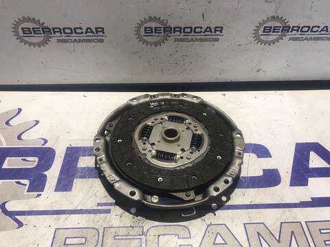 Foto 2ª: kit Embrague Toyota Corolla 2.2 D-CAT 177CV 130KW [D/ 2AD-FHV] (2006)