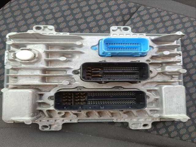 Foto 2ª: Centralita Motor ECU Opel Zafira EXCELLENCE 136CV 100KW (2016)
